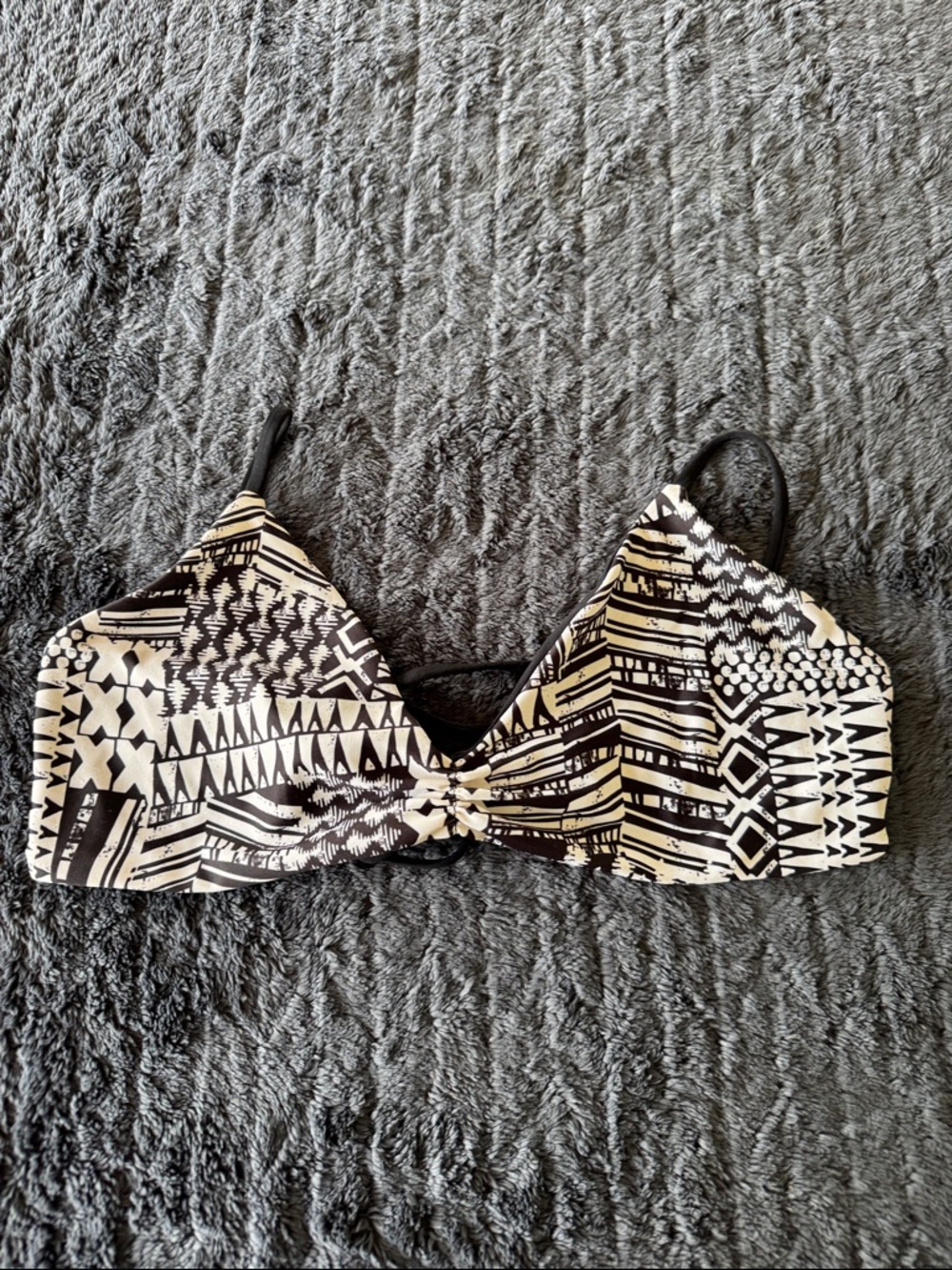 L space Black and White Tribal Print Bikini Top